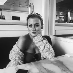 Meet your Posher, Megan